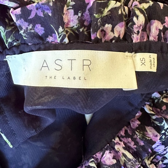 ASTR Floral High Neck Peplum Long Sleeve Peasant Blouse Size XS - Picture 12 of 15